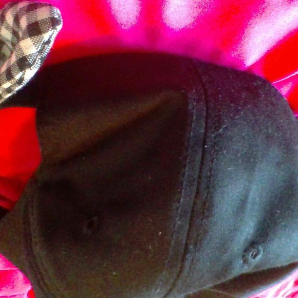 Sweaters - Picture 9 of 11